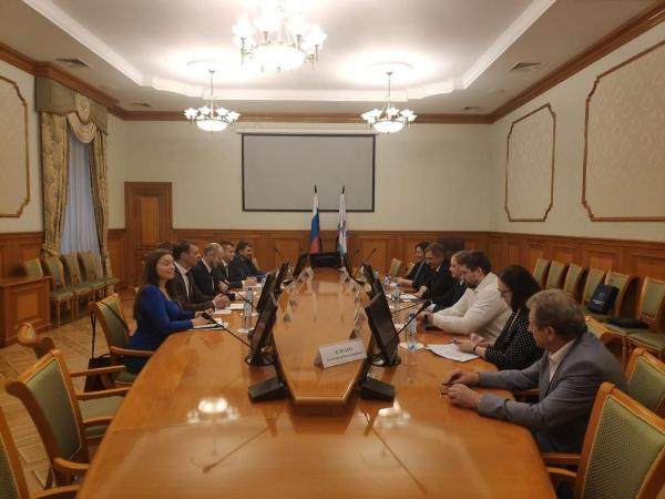 Делегация Минэнерго во главе с заместителем Министра Денисом Морозом посетила с рабочим визитом Ленинградскую область Делегация Минэнерго во главе с заместителем Министра Денисом Морозом посетила с рабочим визитом Ленинградскую область